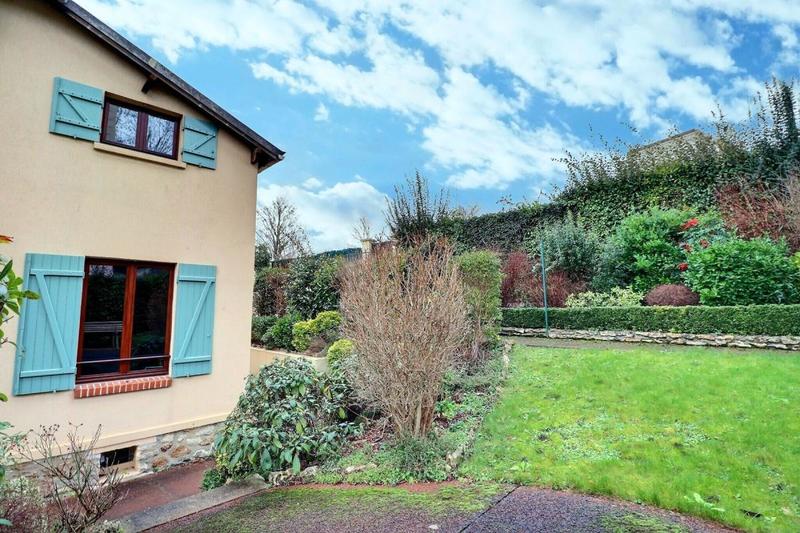 Maison de ville - 76 m² - 4 pièces