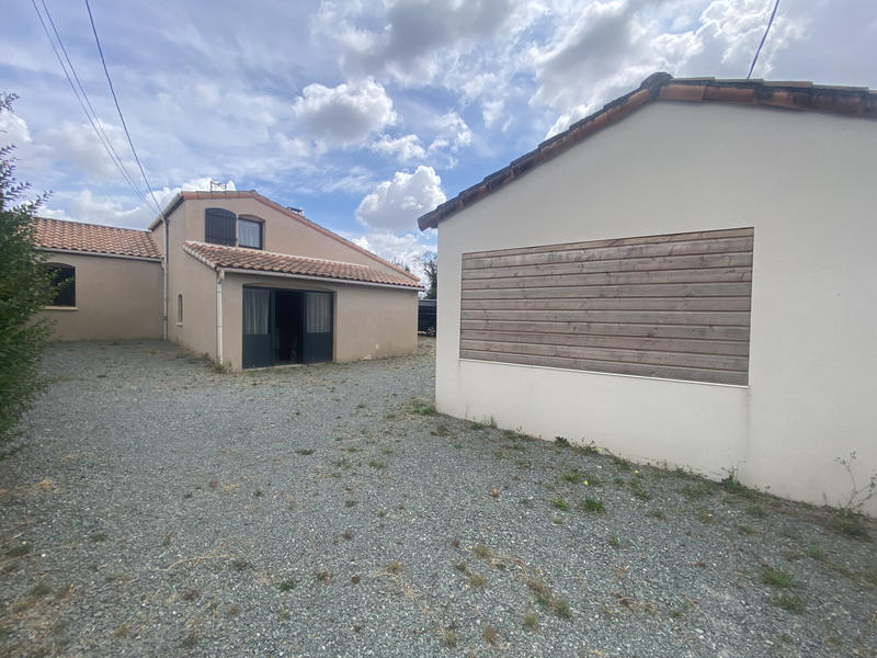 Maison - 99 m² - 5 pièces