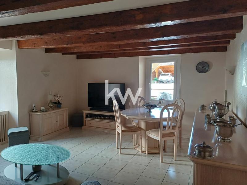 Maison - 339 m² - 15 pièces