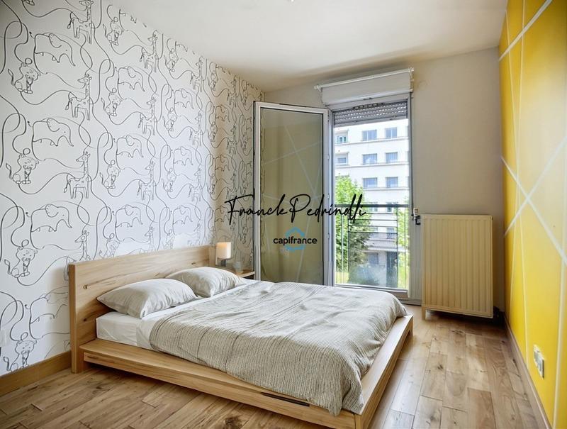 Appartement - 82 m² - 4 pièces