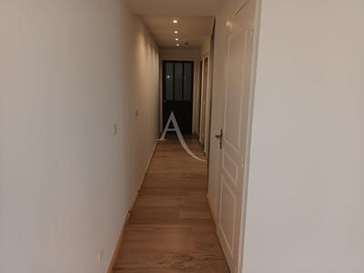 Maison - 88 m² - 3 pièces