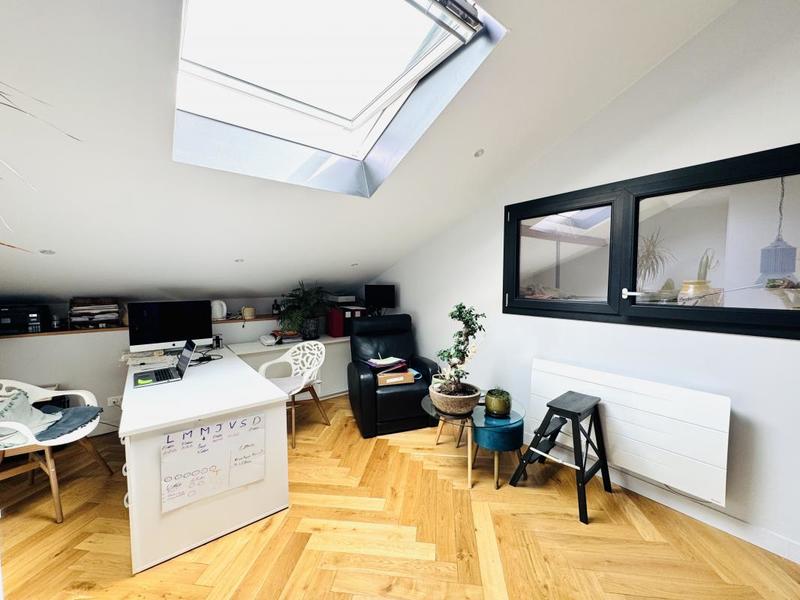 Bureau - 150 m² - 4 pièces