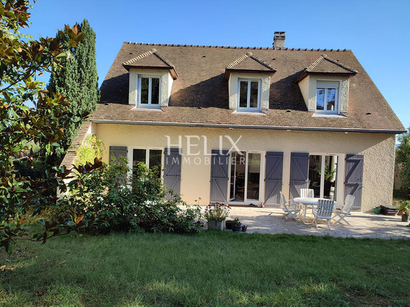 Maison - 153 m² - 7 pièces