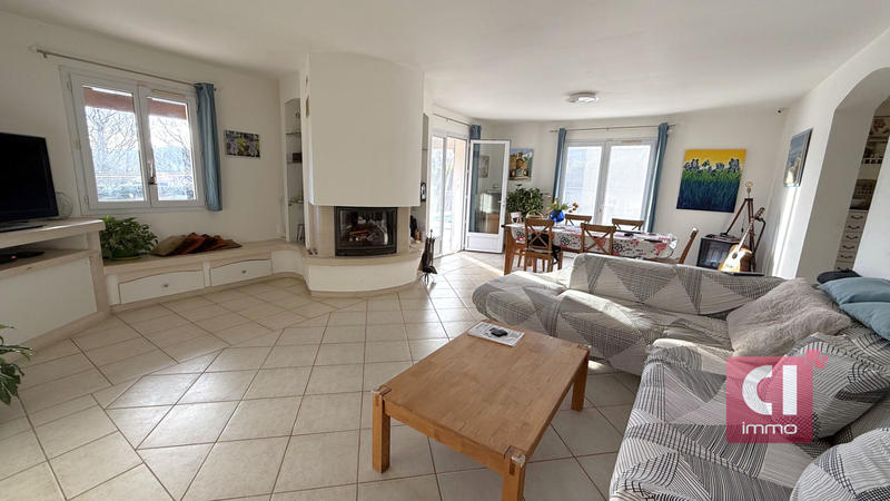 Maison - 144 m² - 6 pièces