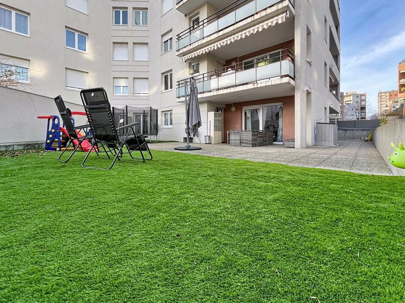 Appartement - 125 m² - 5 pièces