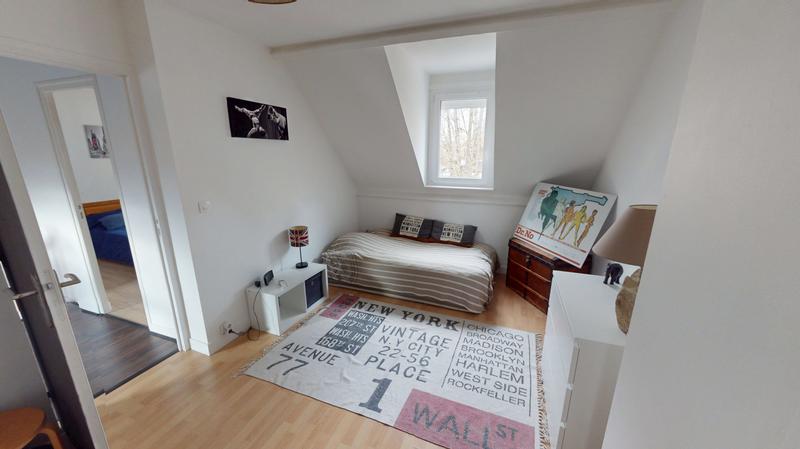 Maison traditionnelle - 161 m² - 6 pièces