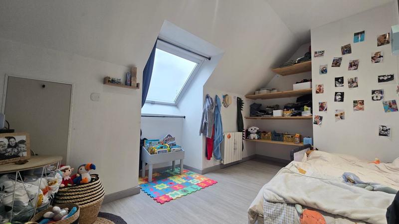 Maison - 99 m² - 5 pièces