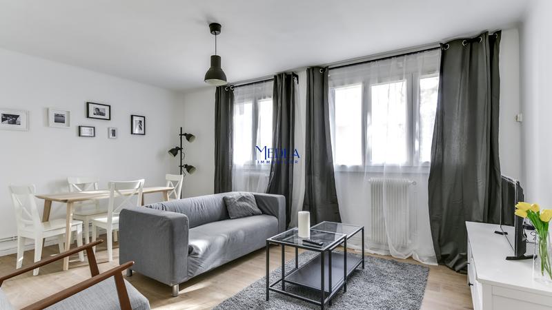 Appartement - 80 m² - 5 pièces