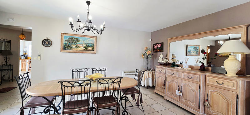 Maison - 170 m² - 7 pièces