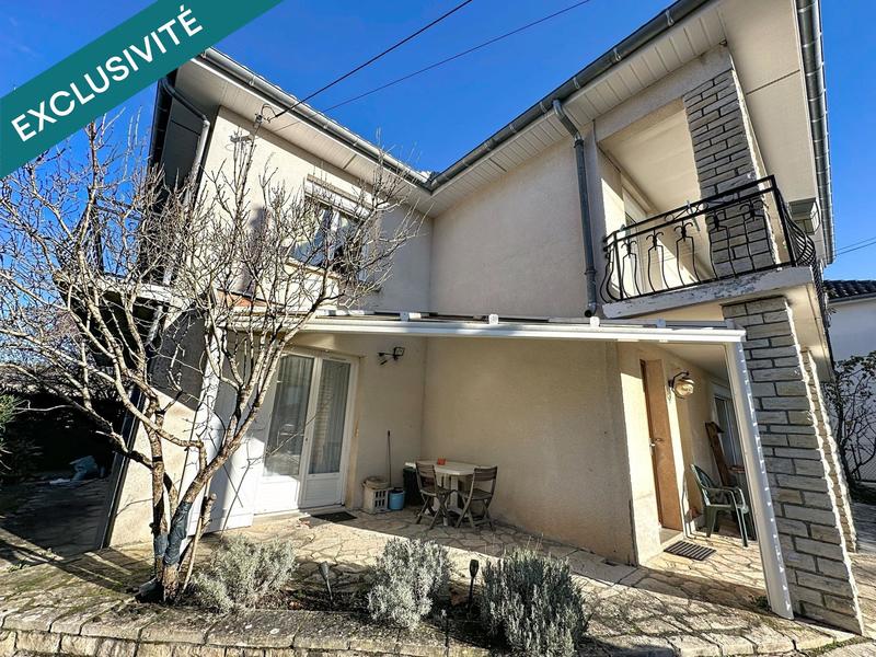 Maison - 180 m² - 8 pièces