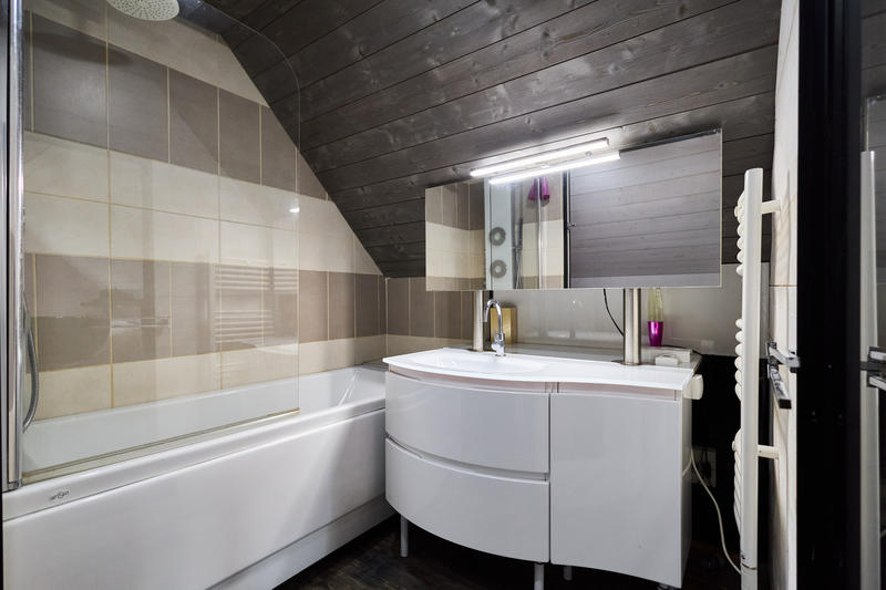 Maison - 197 m² - 7 pièces