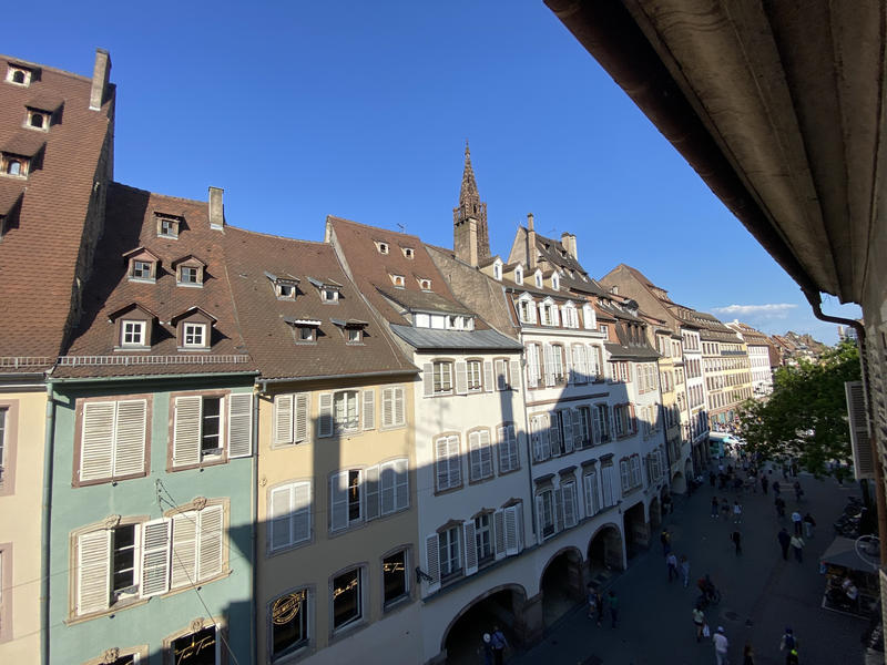 Appartement - 75 m² - 2 pièces