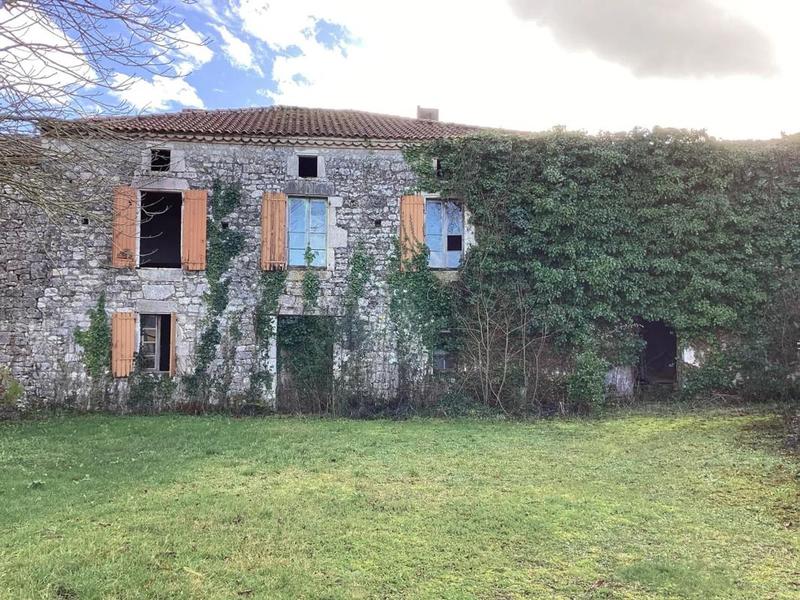 Maison - 200 m² - 8 pièces