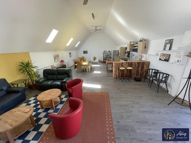 Maison ancienne - 230 m² - 6 pièces