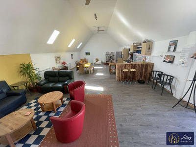 Maison ancienne - 230 m² - 6 pièces