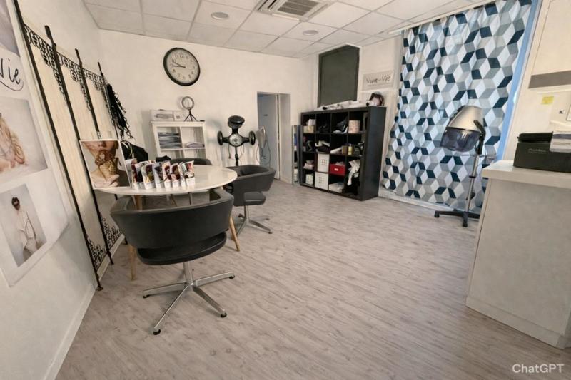 Local commercial - 70 m² - 3 pièces