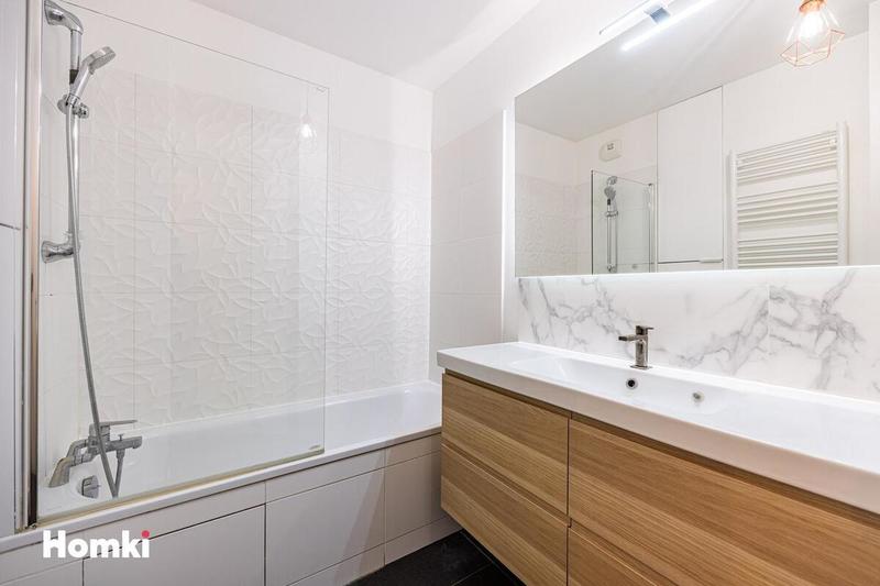 Appartement - 77 m² - 4 pièces