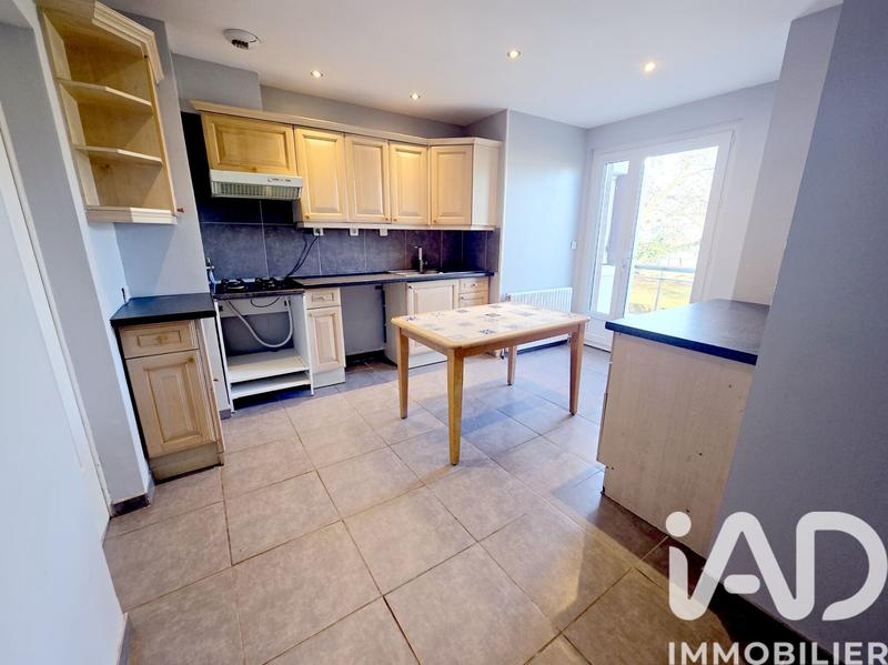 Maison - 145 m² - 7 pièces