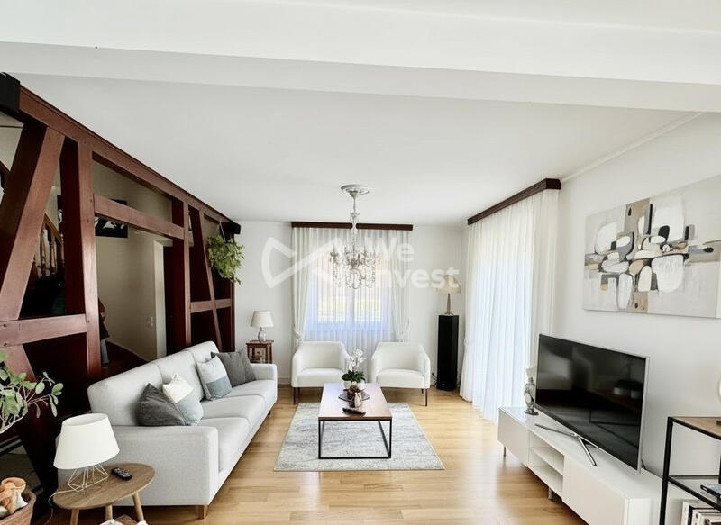 Maison - 140 m² - 5 pièces