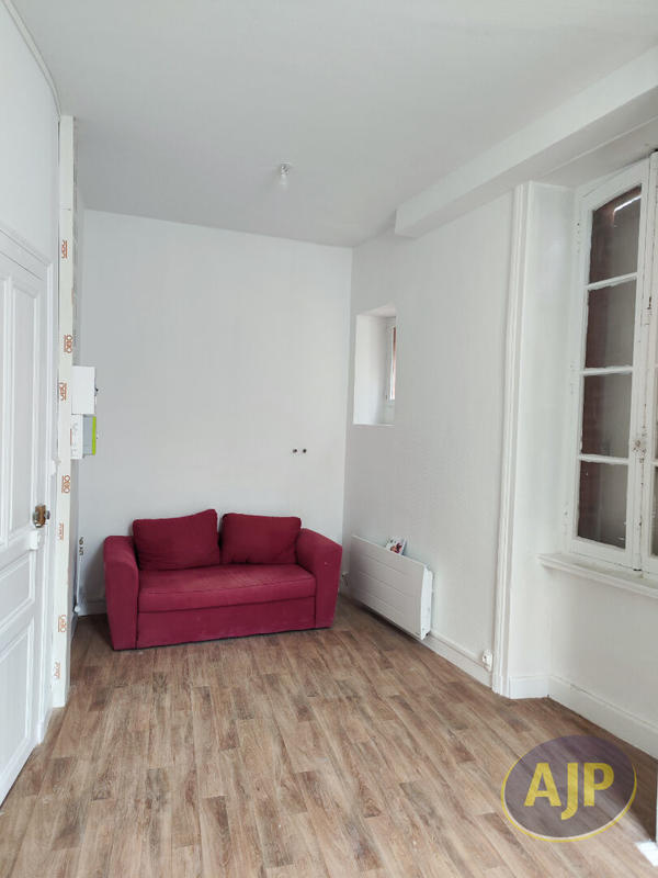 Local commercial - 25 m² - 2 pièces