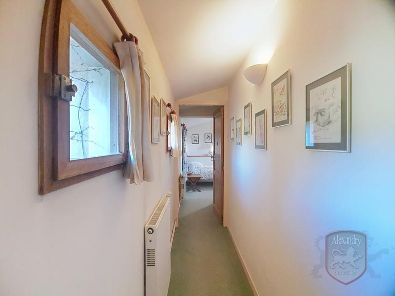 Maison - 180 m² - 5 pièces