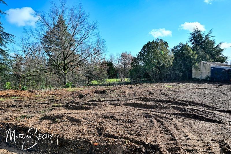 Terrain constructible - 471 m²