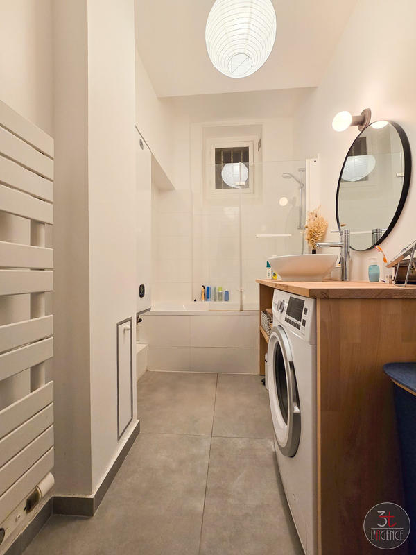 Appartement - 85 m² - 4 pièces