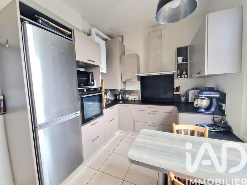 Maison - 157 m² - 9 pièces