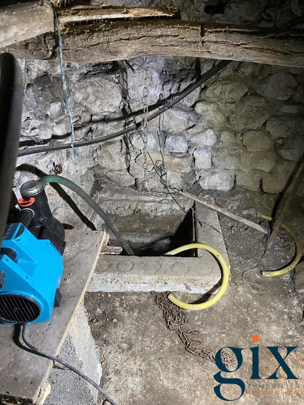 Maison - 100 m² - 2 pièces