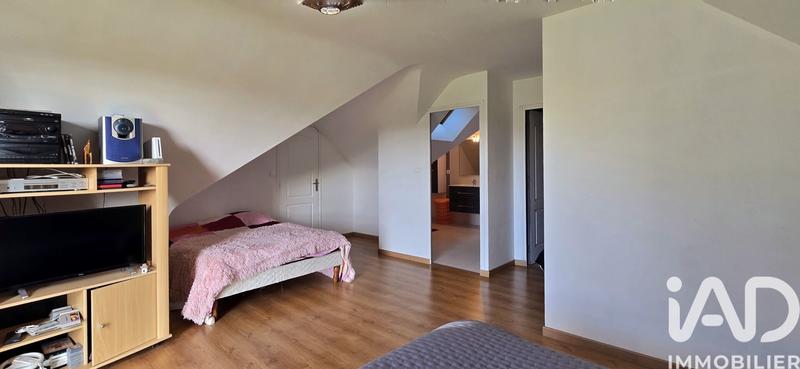 Maison - 255 m² - 6 pièces