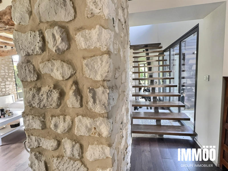 Maison contemporaine - 220 m² - 8 pièces