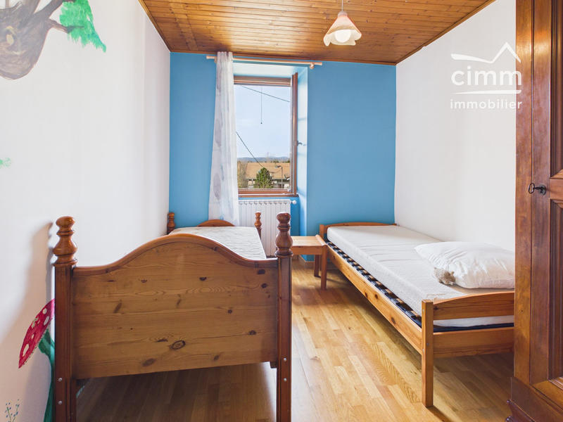 Maison - 140 m² - 5 pièces