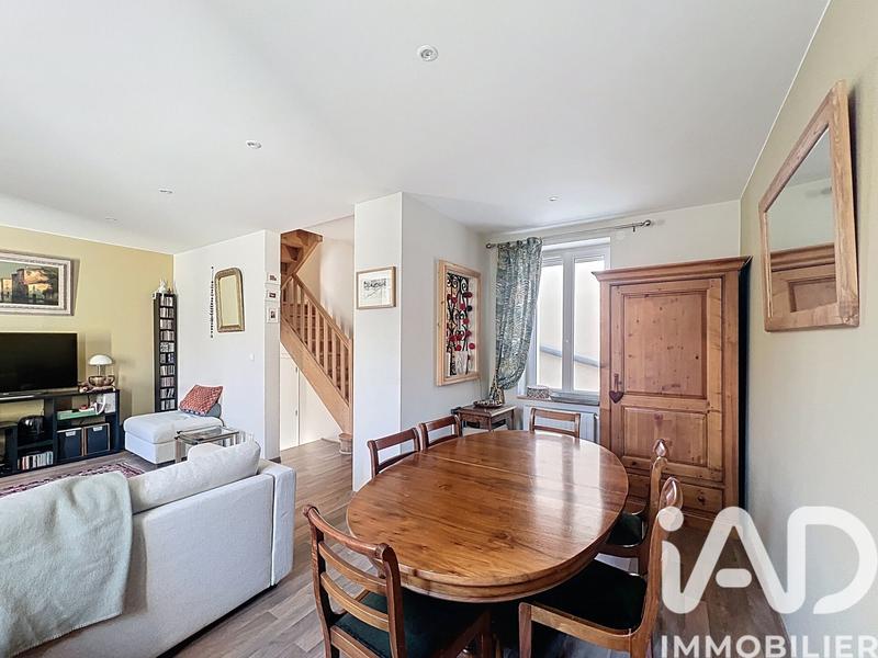 Maison - 90 m² - 4 pièces