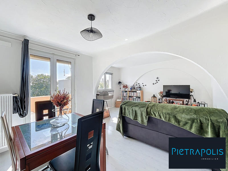 Appartement - 81 m² - 5 pièces