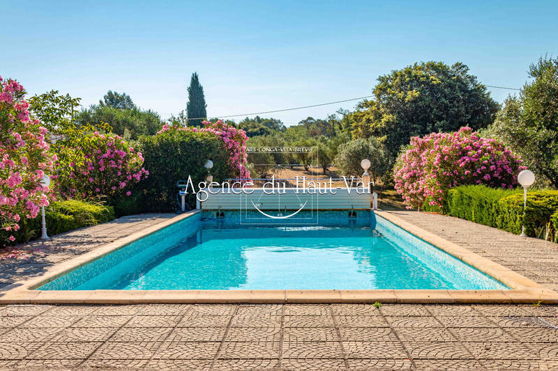 Villa - 213 m² - 7 pièces