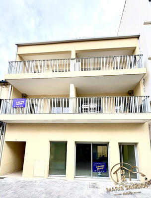 Local commercial - 73 m² - 1 pièce