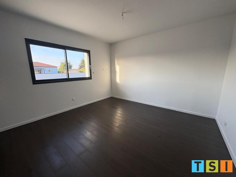 Maison contemporaine - 140 m² - 4 pièces