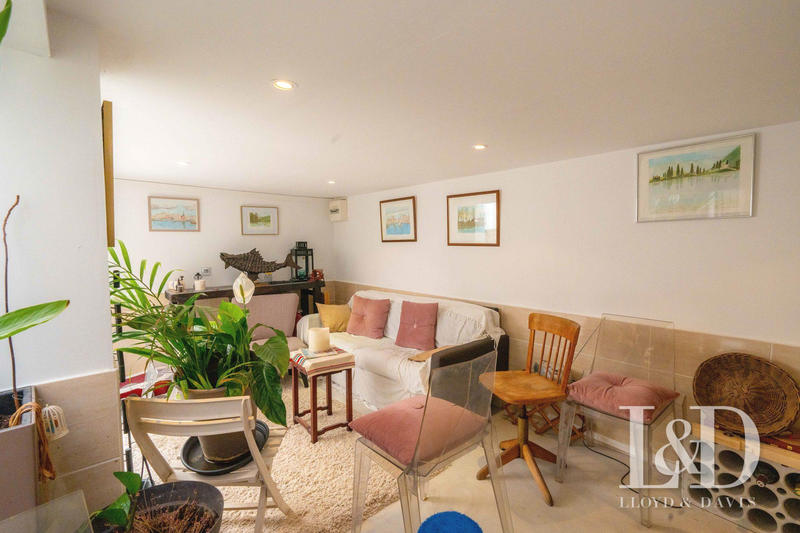 Maison - 170 m² - 5 pièces