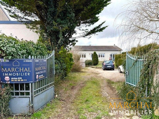 Maison traditionnelle - 111 m² - 4 pièces