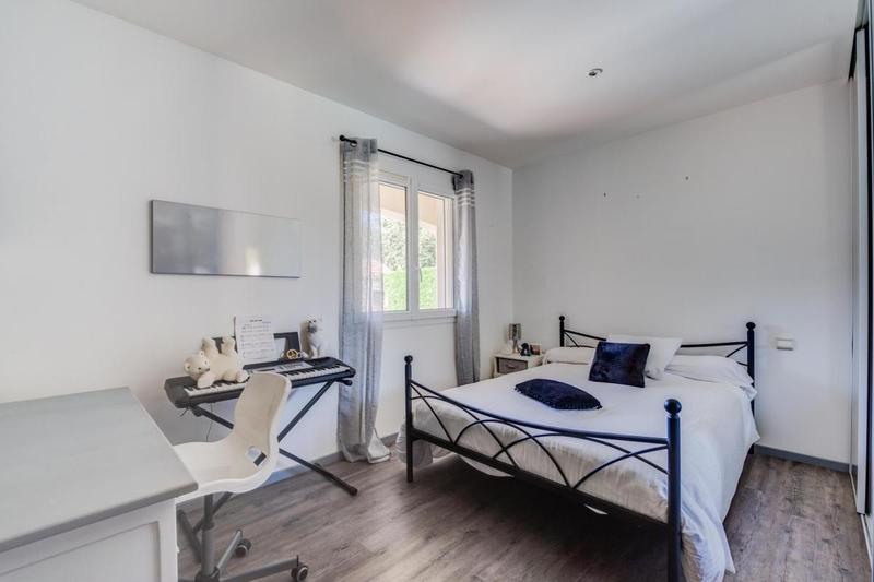 Maison - 158 m² - 6 pièces