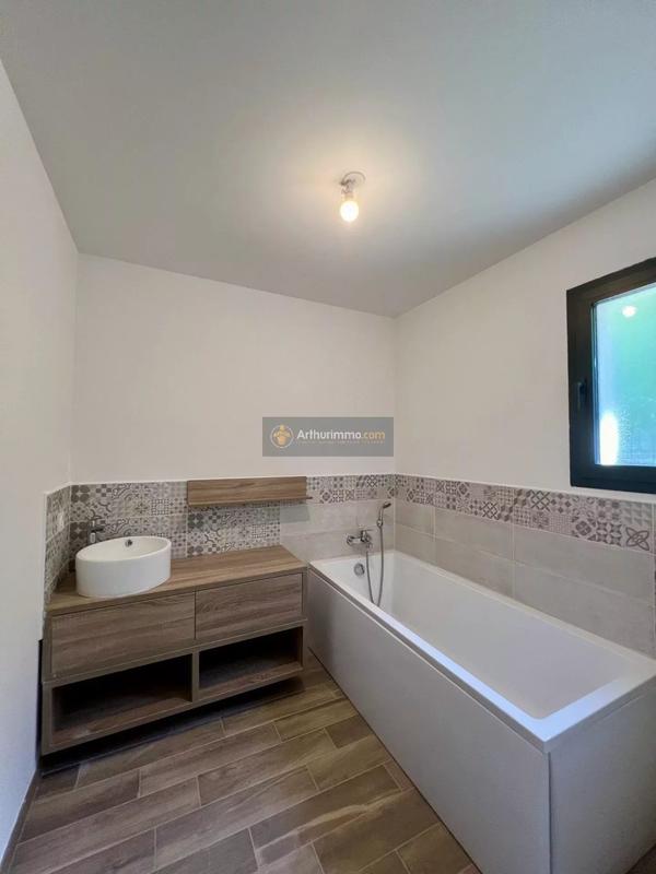 Maison - 135 m² - 6 pièces