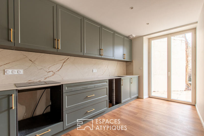 Maison - 230 m² - 8 pièces