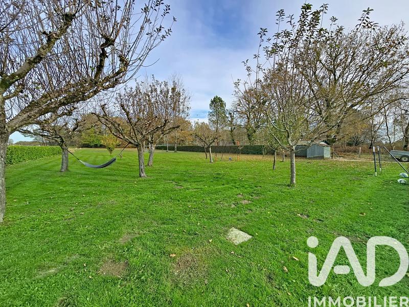 Maison - 330 m² - 13 pièces