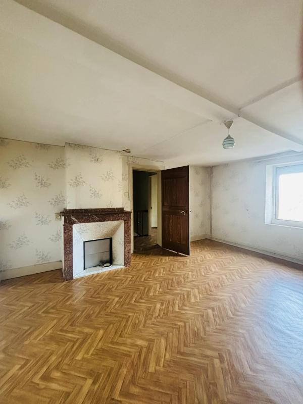 Maison - 95 m² - 4 pièces