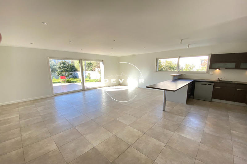 Villa - 140 m² - 5 pièces