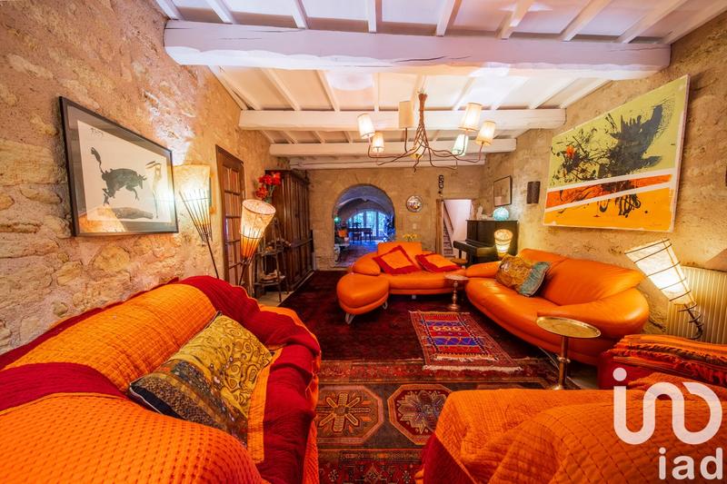 Maison de village - 360 m² - 10 pièces