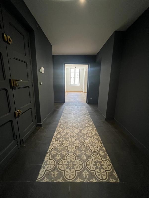 Appartement - 168 m² - 5 pièces