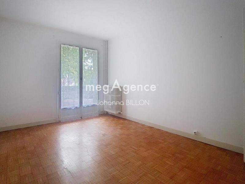 Appartement - 98 m² - 5 pièces