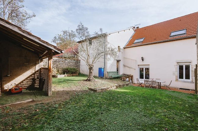 Maison - 148 m² - 6 pièces