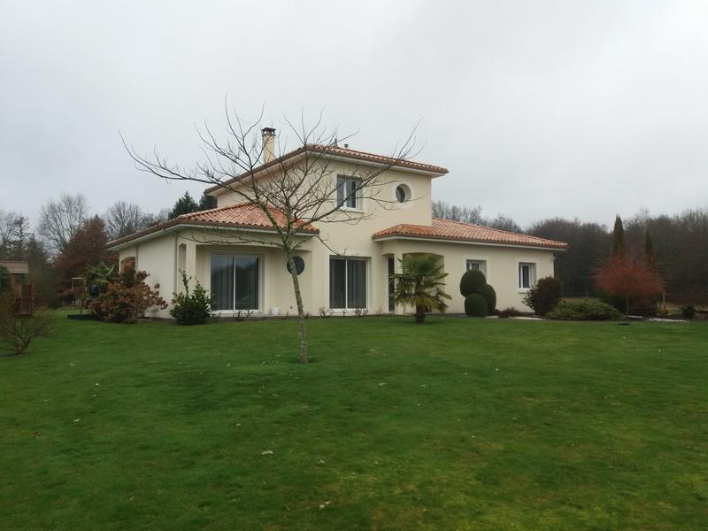 Maison - 139 m² - 6 pièces